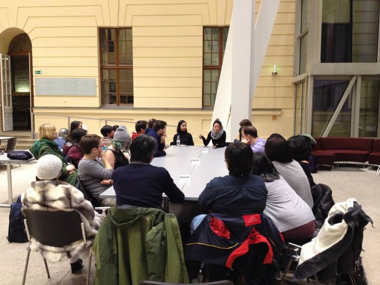 “Meet& Greet Khue Pham, Zeit Journalistin”,  Januar 2014 Jüdisches Museum, Berlin 	