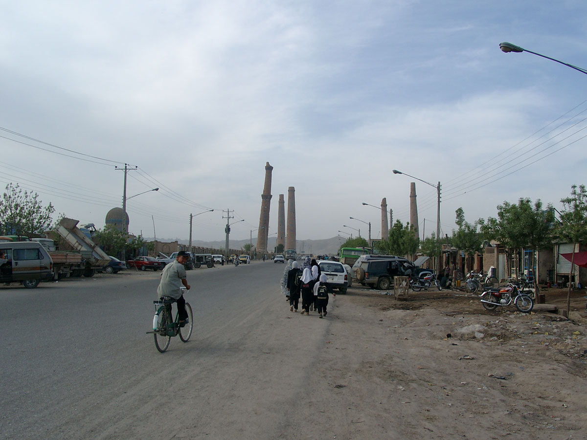 Die schiefen Minarette von Herat