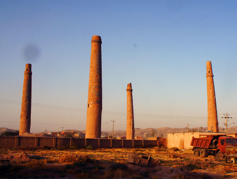 Die schiefen Minarette von Herat