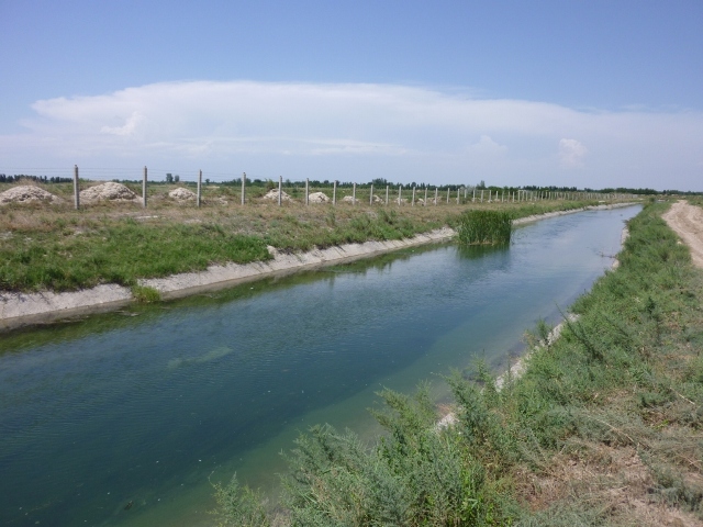 Tadschikisch-usbekische Grenze bei Buston