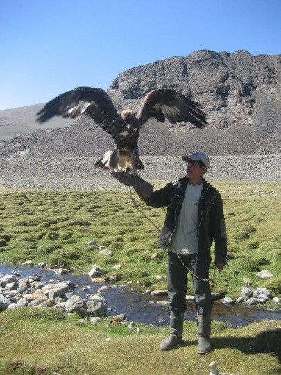 Kasache mit Adler in Bayan Ölgij Aimag